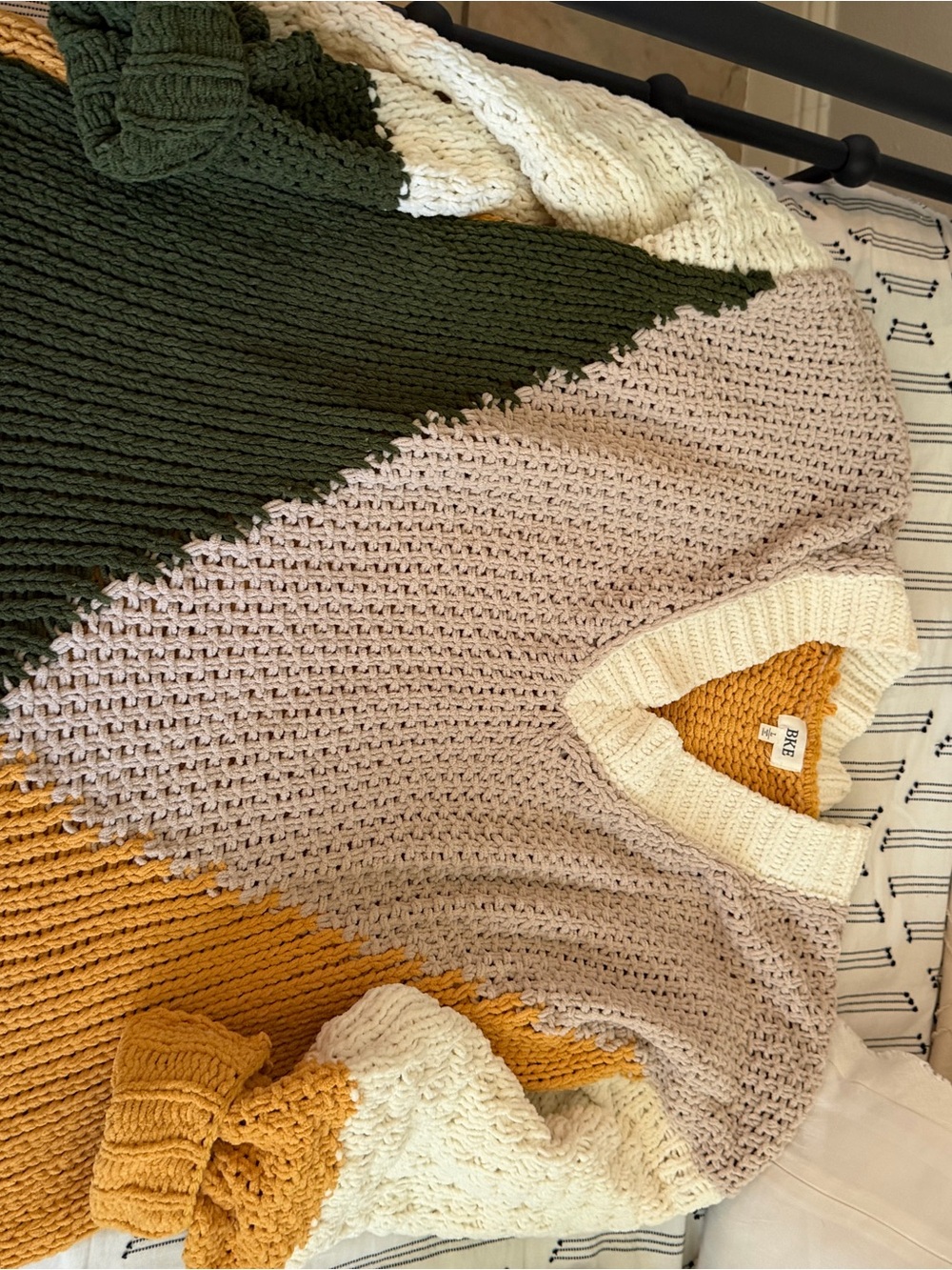 BKE Colorblock V-Neck Chunky Sweater - Mustard, Cream, Taupe, Olive - Picture 3 of 4